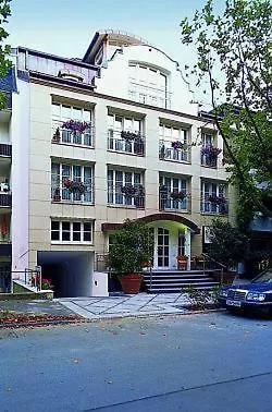 Otel Scherf