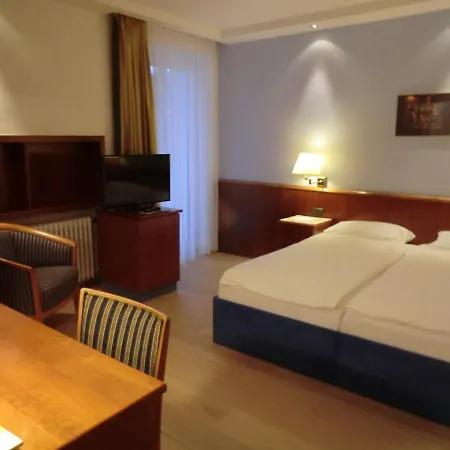 Scherf Hotel 3*